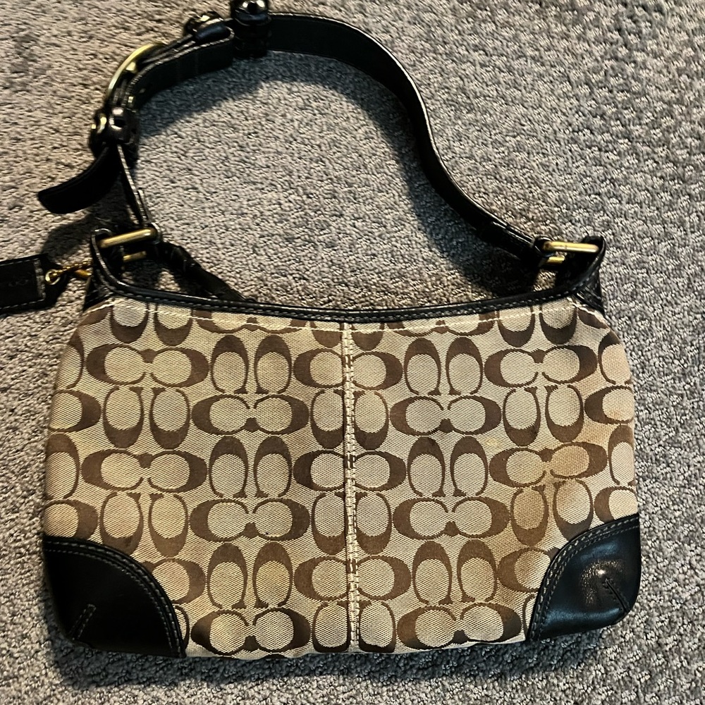 Vintage Coach mini bag. 90s fashion, excellent condition.